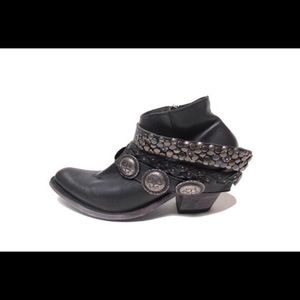 Liberty Tuscano bootie 7.5